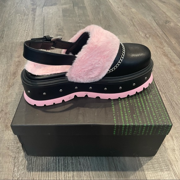 PASTEL GOTH PLATFORM SLIDE ON CLOGS - Picture 3 of 5